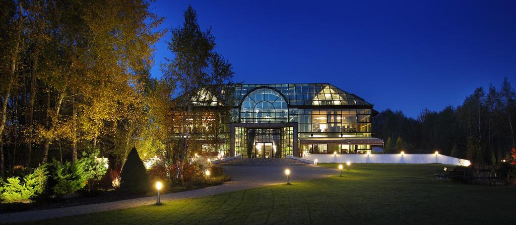 Maranello Villa Otwock Buitenkant foto