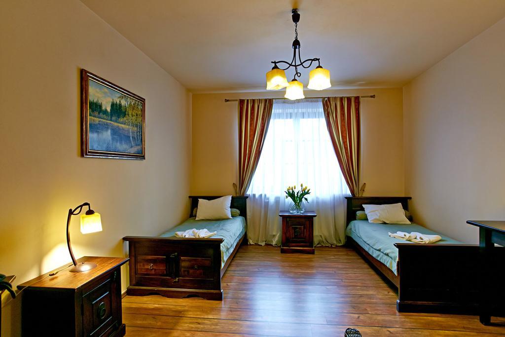 Maranello Villa Otwock Buitenkant foto